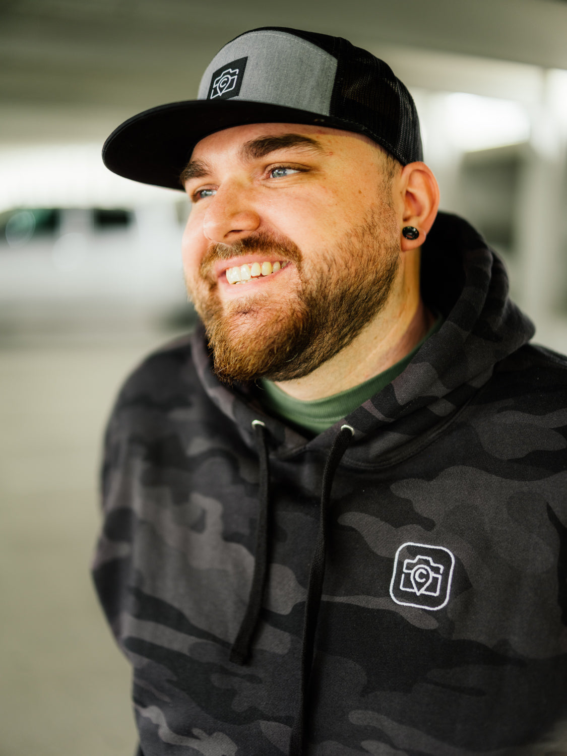 Hooded Sweatshirt - Basic Icon
